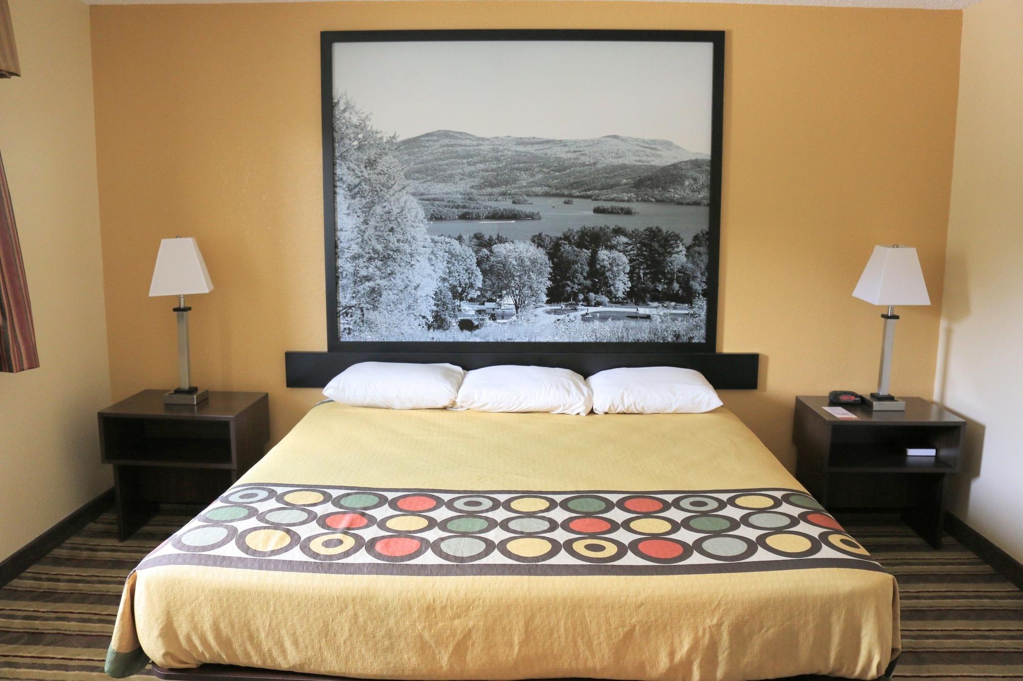 Super 8 By Wyndham Latham - Albany Airport Hotell Eksteriør bilde
