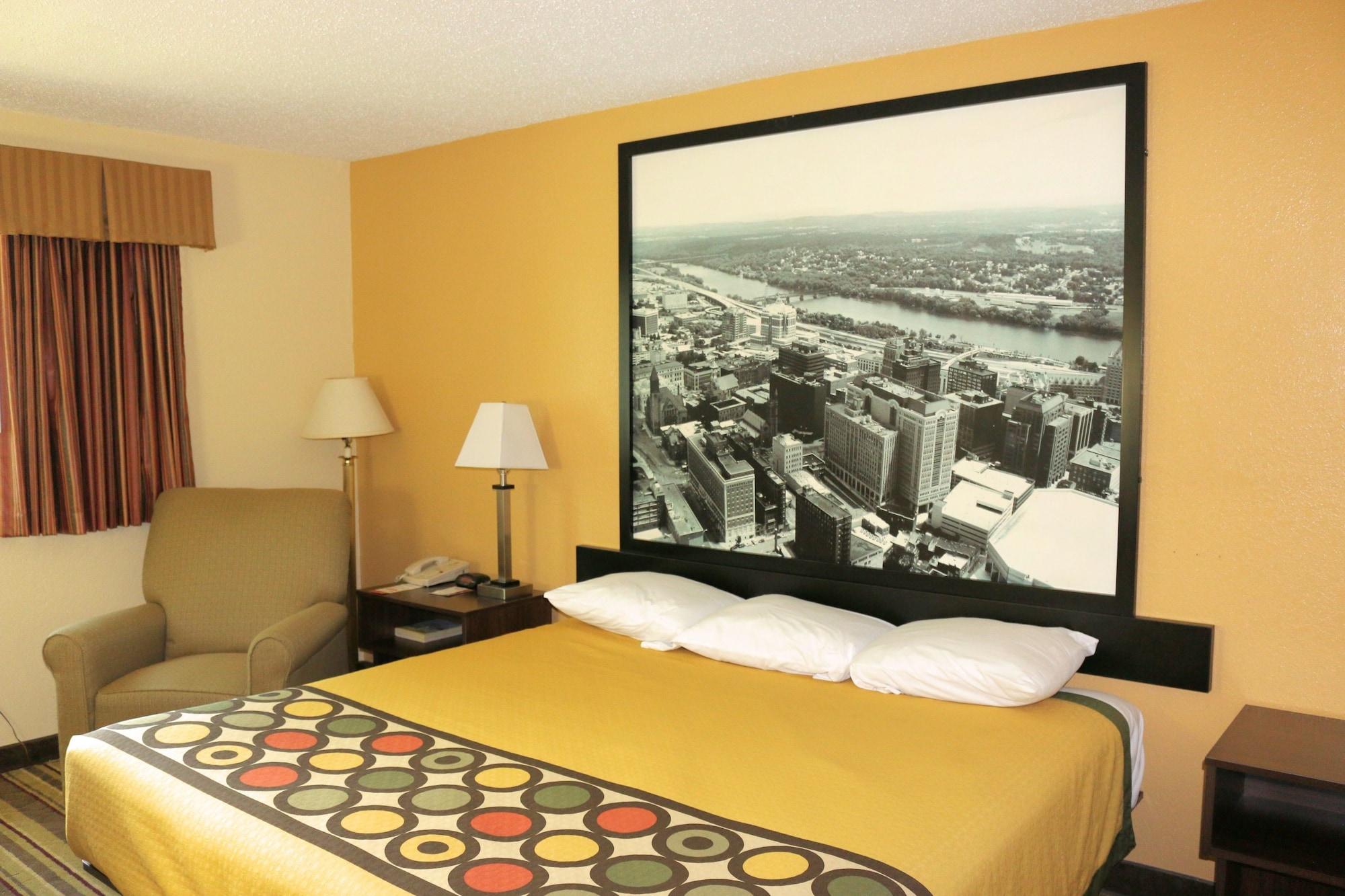 Super 8 By Wyndham Latham - Albany Airport Hotell Eksteriør bilde