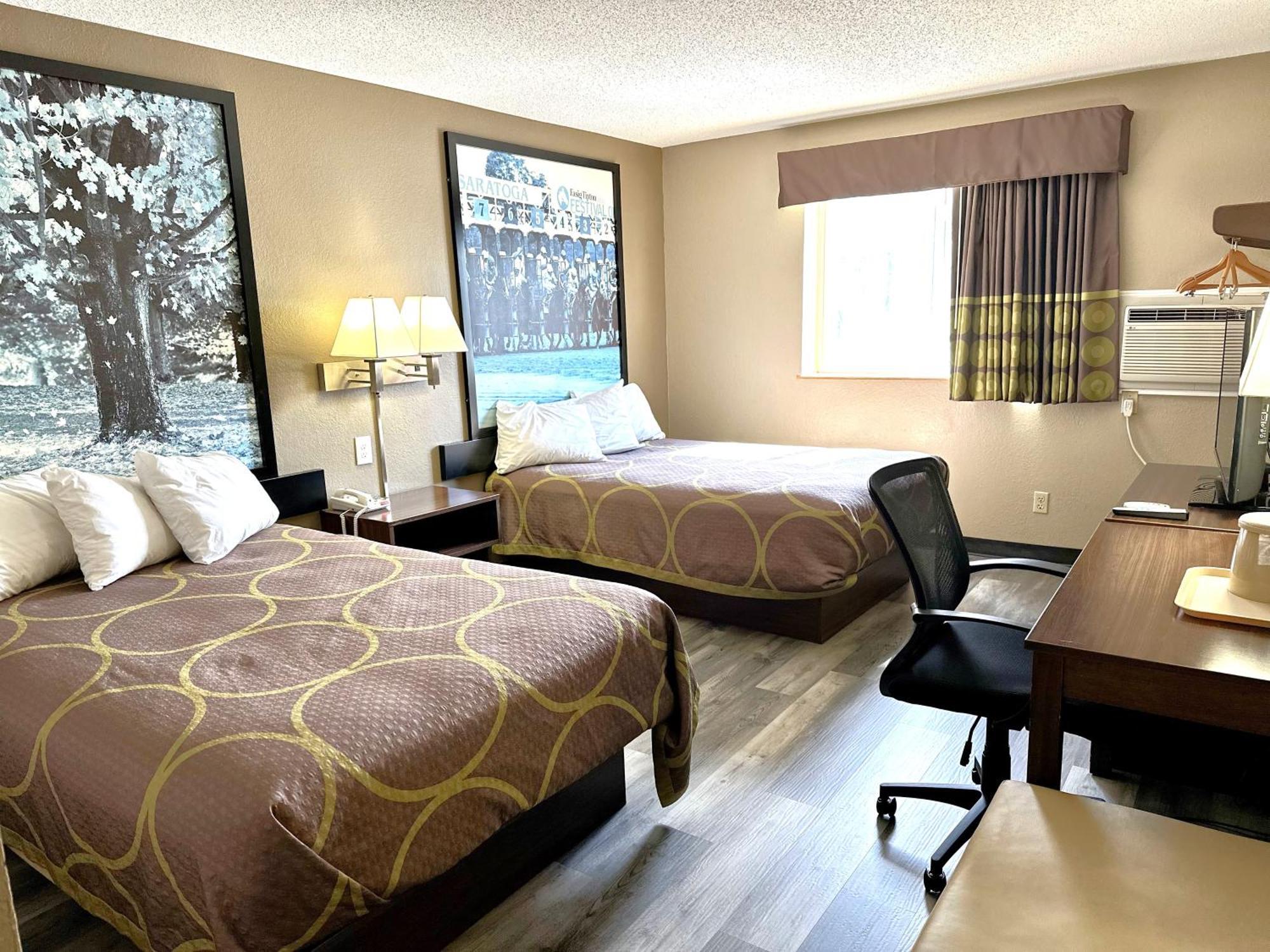 Super 8 By Wyndham Latham - Albany Airport Hotell Eksteriør bilde